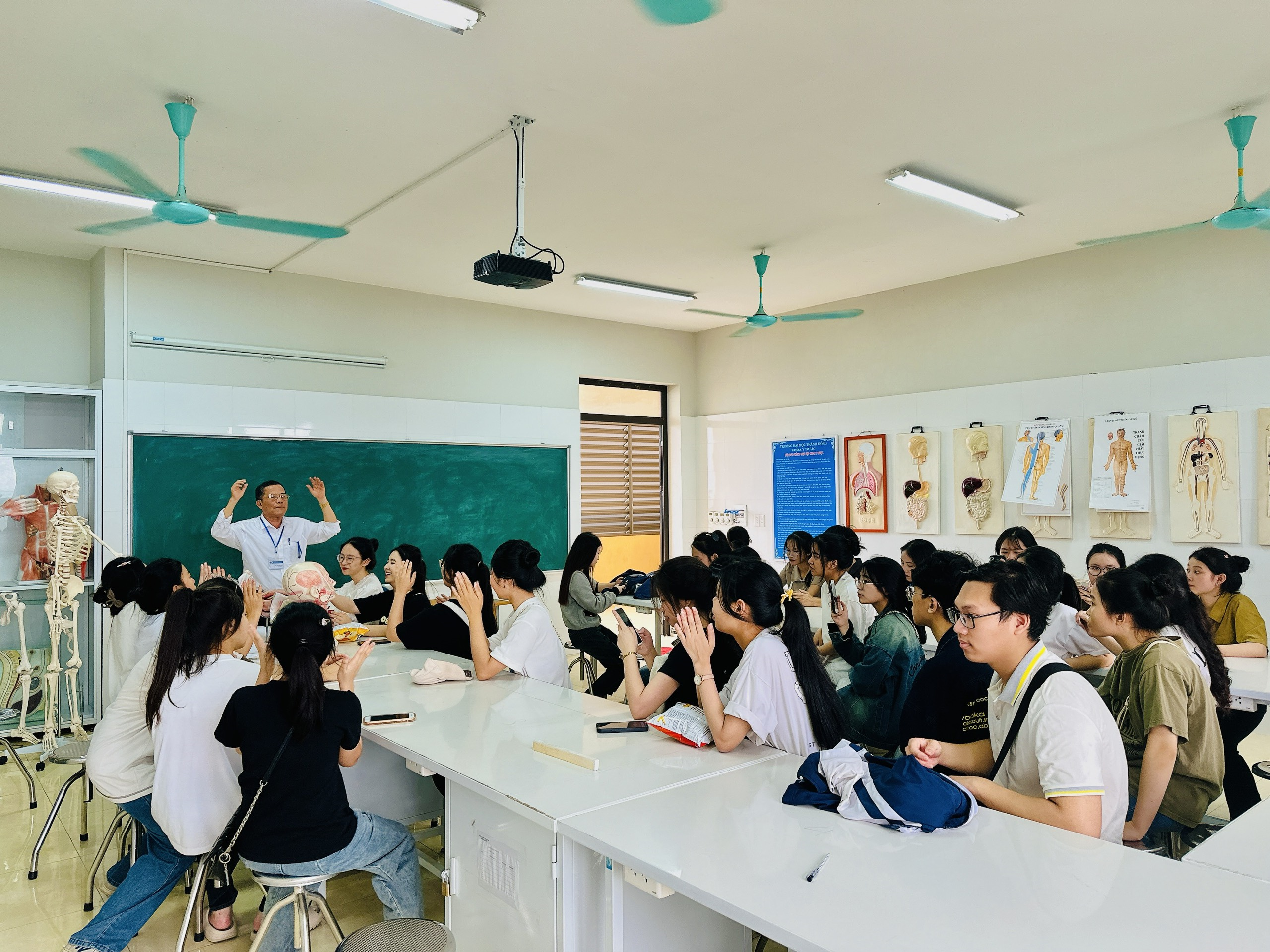 CÔNG TY CỔ PHẦN TẬP ĐOÀN NHA KHOA ORI